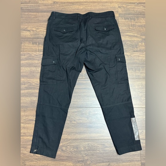 DOLCE & GABBANA Men's Black Cargo Pants - Picture 9 of 14